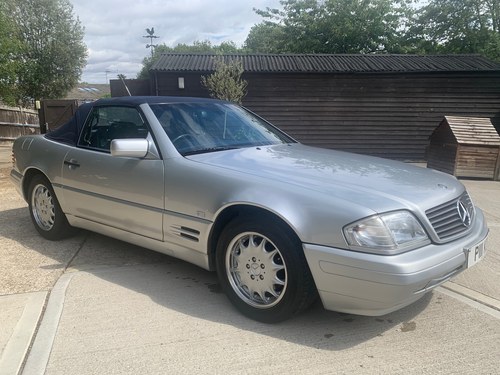 1997 Mercedes SL280 R129. 30,576 Miles. Hard Top & stand. For Sale