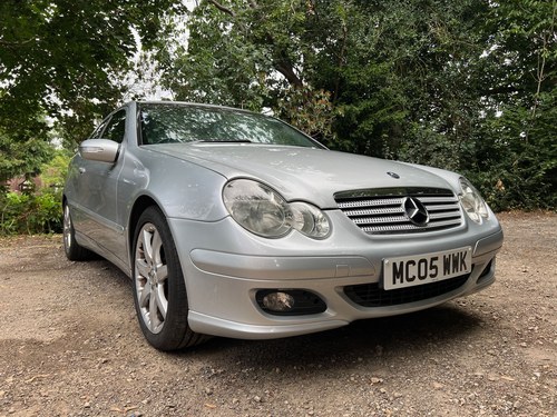 2005 Immaculate Mercedes Coupe with fantastic service history In vendita