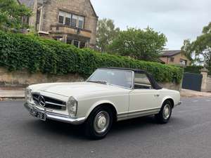 1967 MERCEDES 230 SL - SAME FAMILY 40 YEARS - 38K MILES ! For Sale (picture 1 of 12)