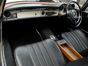 1967 MERCEDES 230 SL - SAME FAMILY 40 YEARS - 38K MILES ! For Sale (picture 6 of 12)