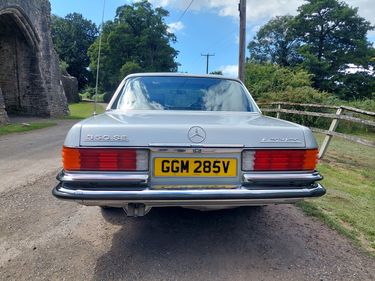 Picture of Mercedes 350SE W116