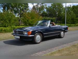 1988 Mercedes-Benz 560 SL For Sale (picture 1 of 12)