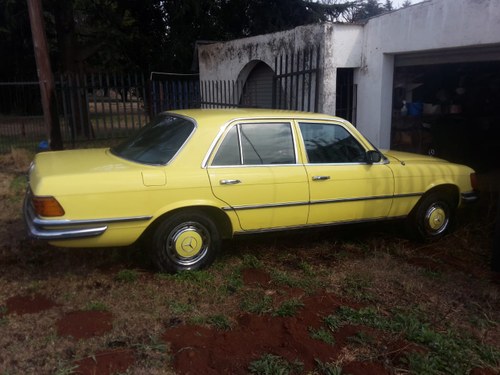 1975 Mercedes 280S For Sale