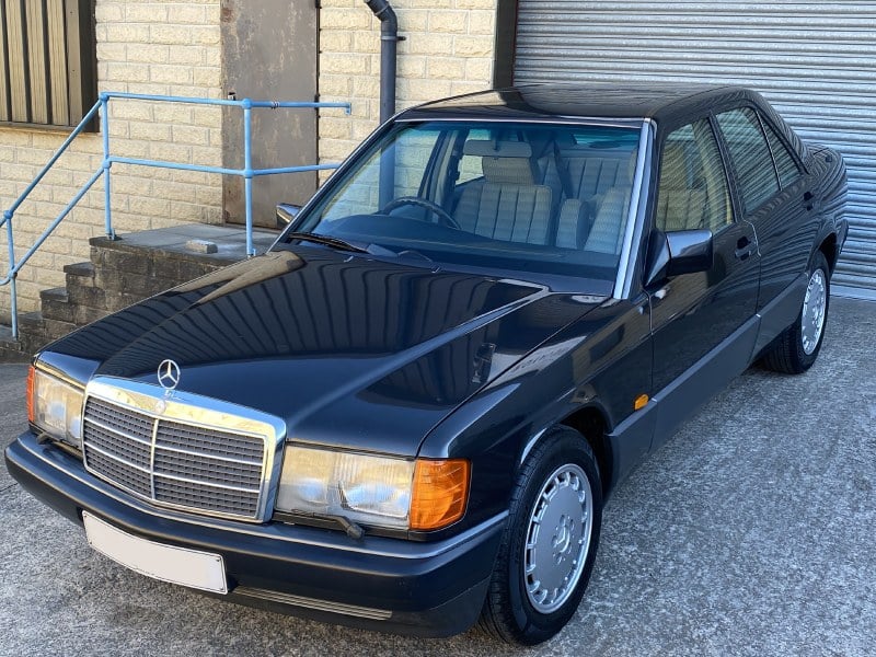 Mercedes W201 190D 2.5 Auto Diesel - 126K - FSH (26 Stamps)