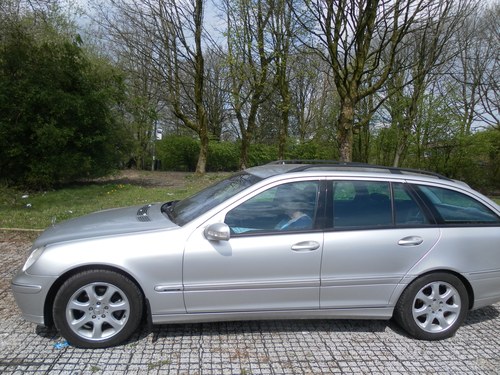2004 Low mileage with full service history Mercedes C200 In vendita