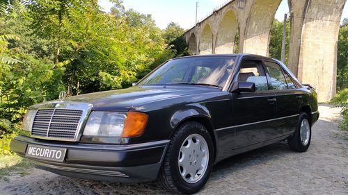 Picture of 1990 Mercedes W124 250D - For Sale