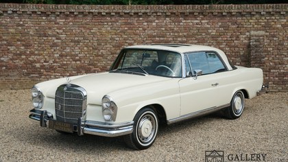 Mercedes-Benz W111 280 SE Coupe Manual transmission, factory