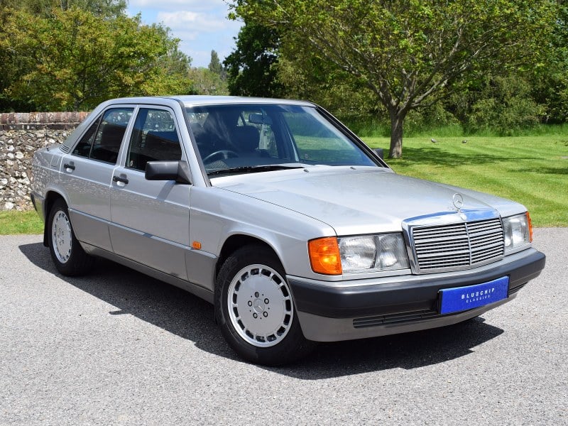 1990 MERCEDES 190E 2.0 AUTO - LOW MILEAGE & OWNERS