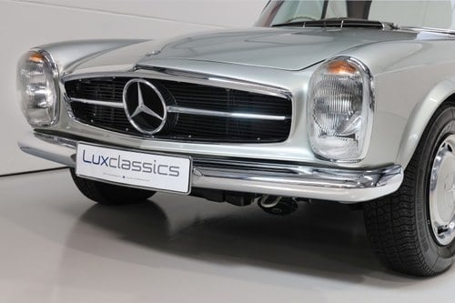 1969 Mercedes SL Class - 9