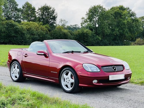 2005 Stunning SLK Final edition, FSH , AMG Extras. Automatic For Sale