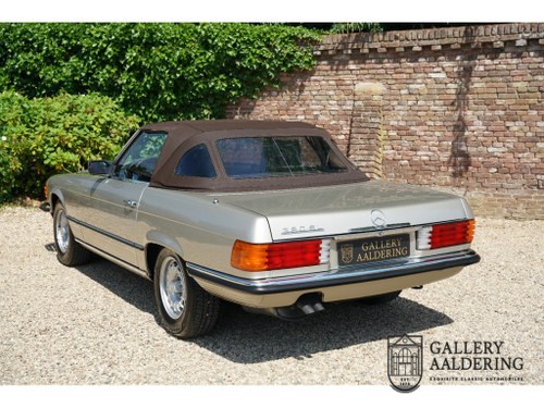 1985 Mercedes SL Class - 2