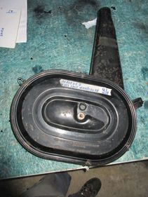 Picture of Air filter housing Mercedes 280E w123