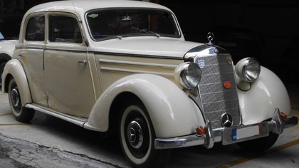 1951 Mercedes 170 S with a lovely cream color