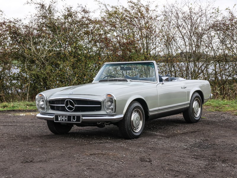 1969 Mercedes 280SL in Silver Grey with Blue MB Tex
