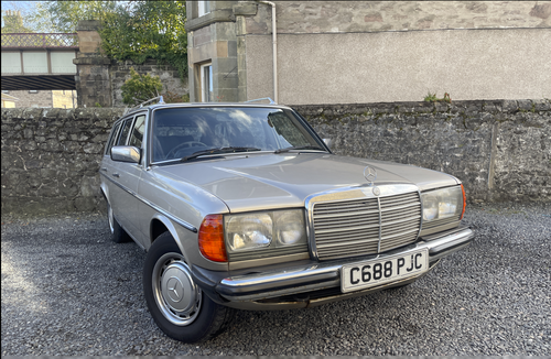 1985 Mercedes 230TE In vendita