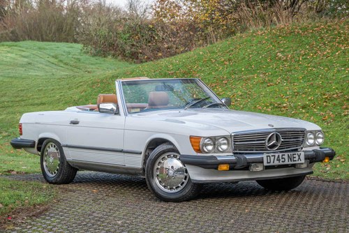 1987 Mercedes-Benz 560 SL For Sale by Auction