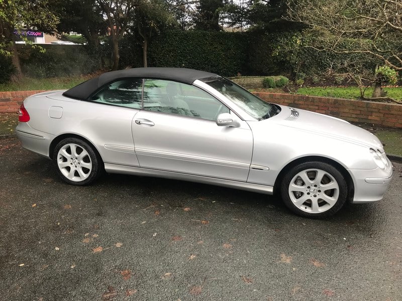 Mercedes Benz CLK 500 - 38,000 MLS