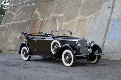 1937 Mercedes 230 - 2