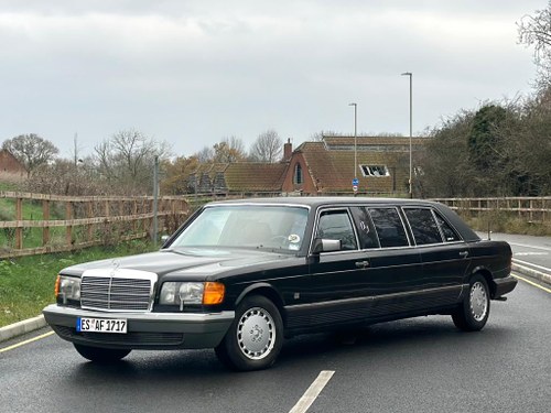 1985 MERCEDES LIMO AVAILABLE FOR HIRE 7 SEATS For Sale