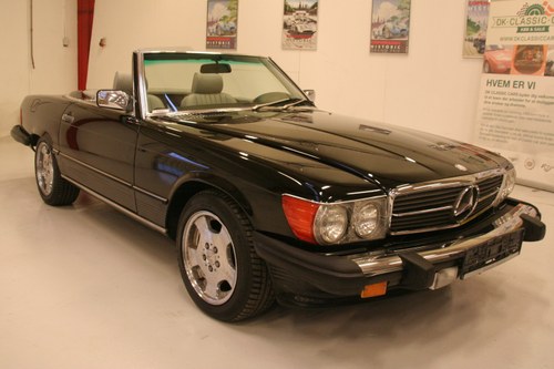 1986 Mercedes-Benz 560SL SOLD
