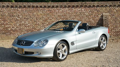 Picture of 2002 Mercedes-Benz SL500 PRICE REDUCTION! Low kilometres, stunnin - For Sale