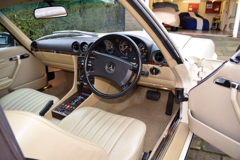 1987 Mercedes SL Class - 4