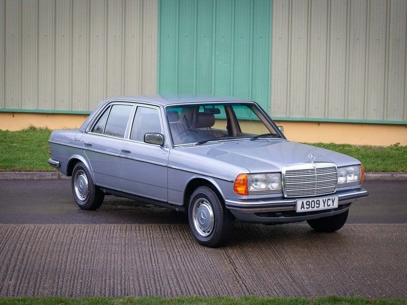 1983 Mercedes W123 280E Manual - A/C, Rust-free, Beautiful
