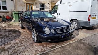 Picture of 1998 Mercedes CLK320