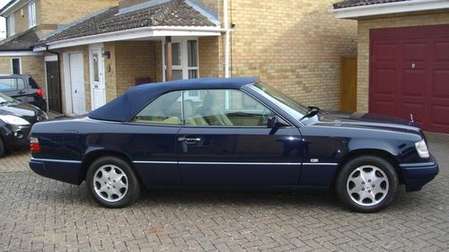 Picture of 1996 Mercedes E220 Cabriolet  Convertible - For Sale