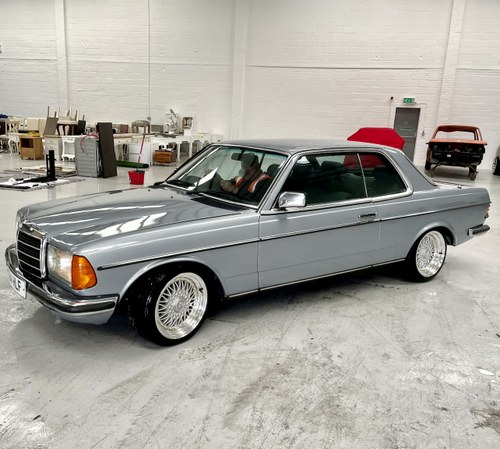 1984 Mercedes 230 Ce Auto In vendita