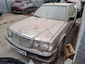 1986 Mercedes 190 E