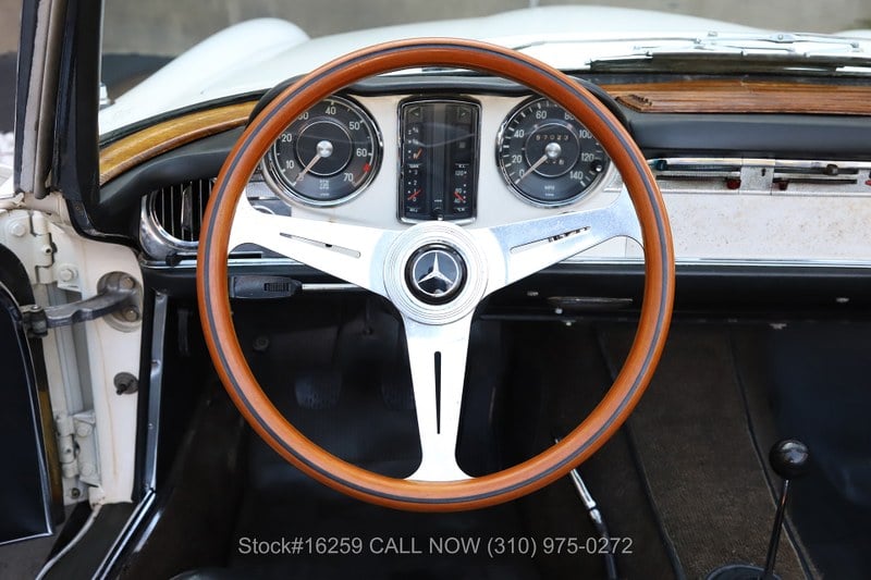 1968 Mercedes 250 - 7