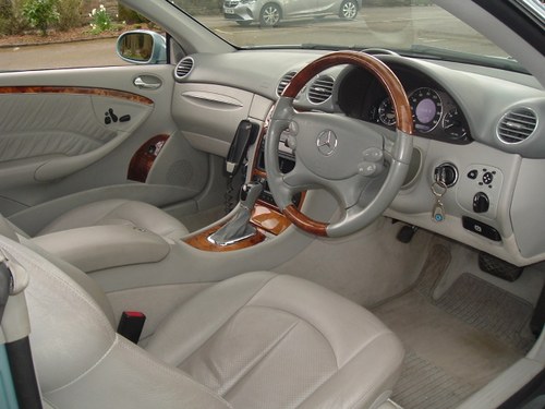 2002 Mercedes CLK Class - 8