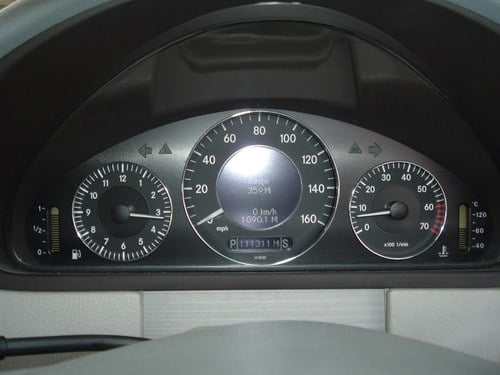2002 Mercedes CLK Class - 9