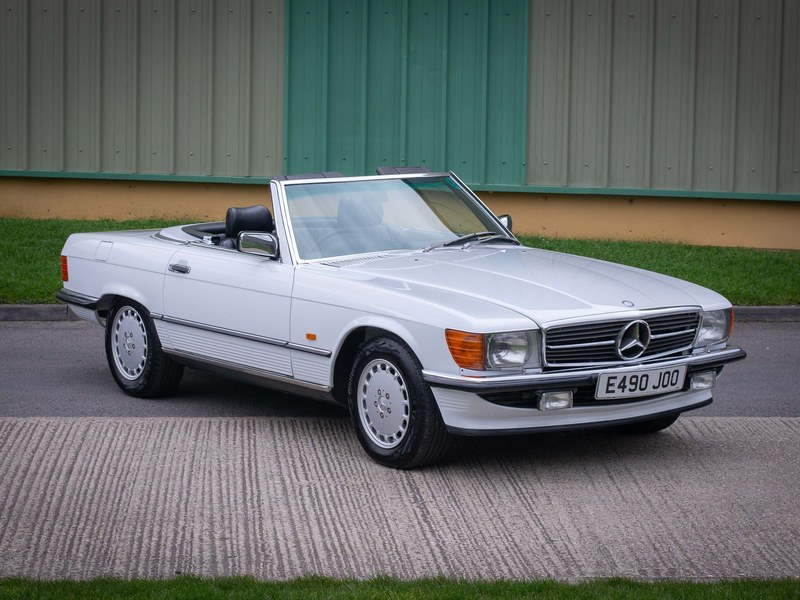 1988 Mercedes R107 300SL - 90k, FSH - Immaculate Example