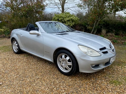 2005 MERCEDES-BENZ SLK 200 KOMPRESSOR AUTOMATIC WITH GREAT SPEC For Sale