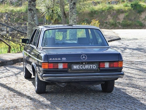 1980 Mercedes 240 - 6