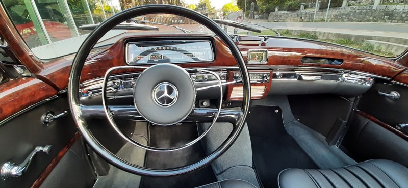 1960 Mercedes 220 - 7