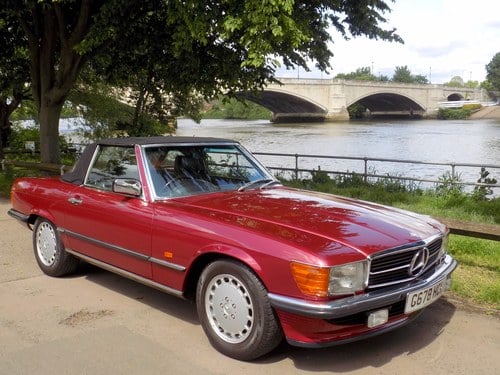 1989 MERCEDES 300SL SPORTS - ONLY 74,500 MILES FROM NEW! SOLD