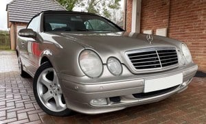2003 Mercedes CLK Class