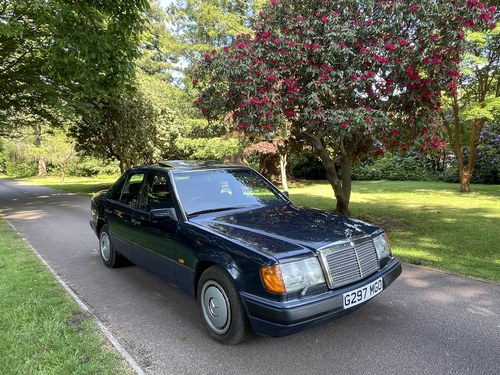 1989 Mercedes 260E Auto 1 previous Owner