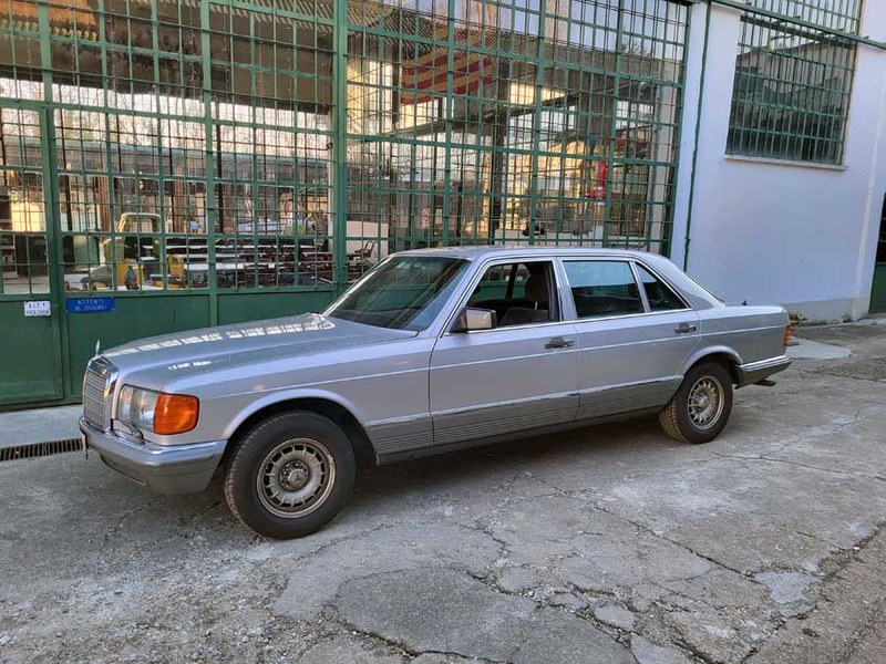 1985 Mercedes SEL Series