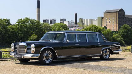 Mercedes-Benz 600 Pullman (LHD)