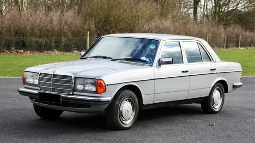Picture of 1985 MERCEDES-BENZ 280E (W123) MANUAL - For Sale