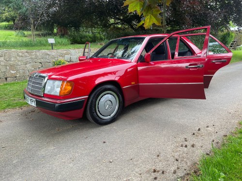 1992 Mercedes 230E Auto