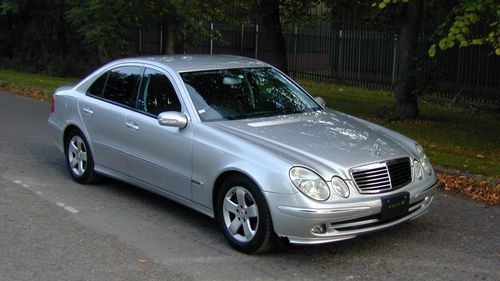 Picture of 2004 Mercedes Benz W211 E Class E240 Petrol - 18k! Ex Japan! ULEZ - For Sale
