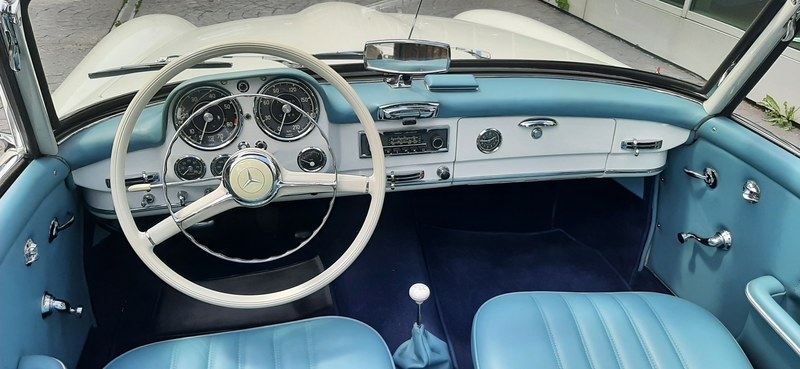 1960 Mercedes SL Class - 7