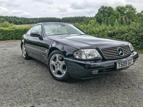 1999 Mercedes SL320 Auto, Panoramic,Roof, Huge Option List.