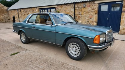 Mercedes 280CE - Lovely big coupe