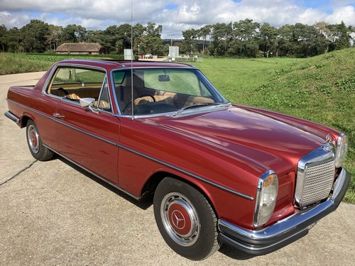 Mercedes w114 250CE